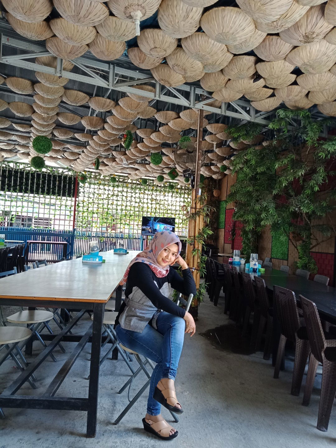 Yulia Afrianti profile icon