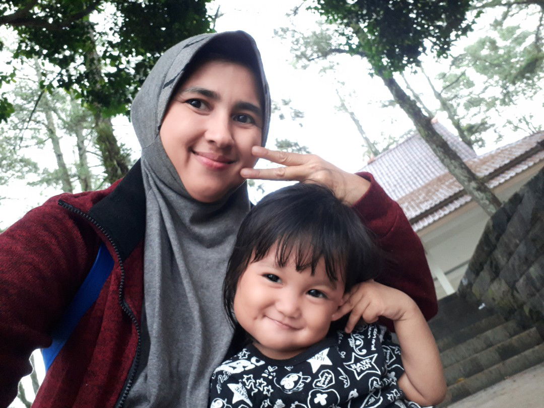 Eva Achmad profile icon