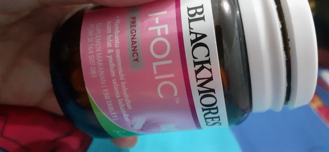 amankah mengkonsumsi blackmores dengan susu prenagen