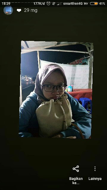 lelly pandu profile icon