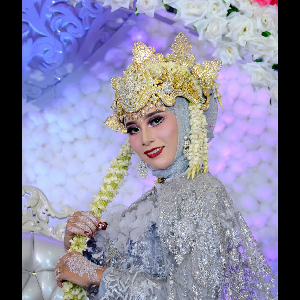 Siti ainun farihah profile icon