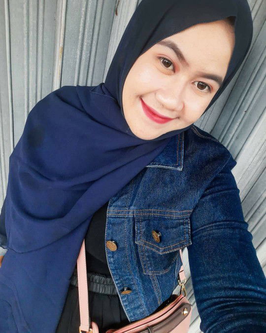 Nella Pratiwi profile icon