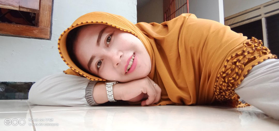 ratna nuriza afcarina profile icon