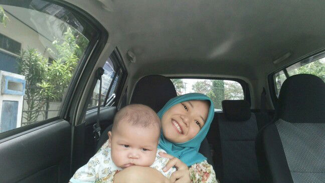 leher belum tegak masih lemah