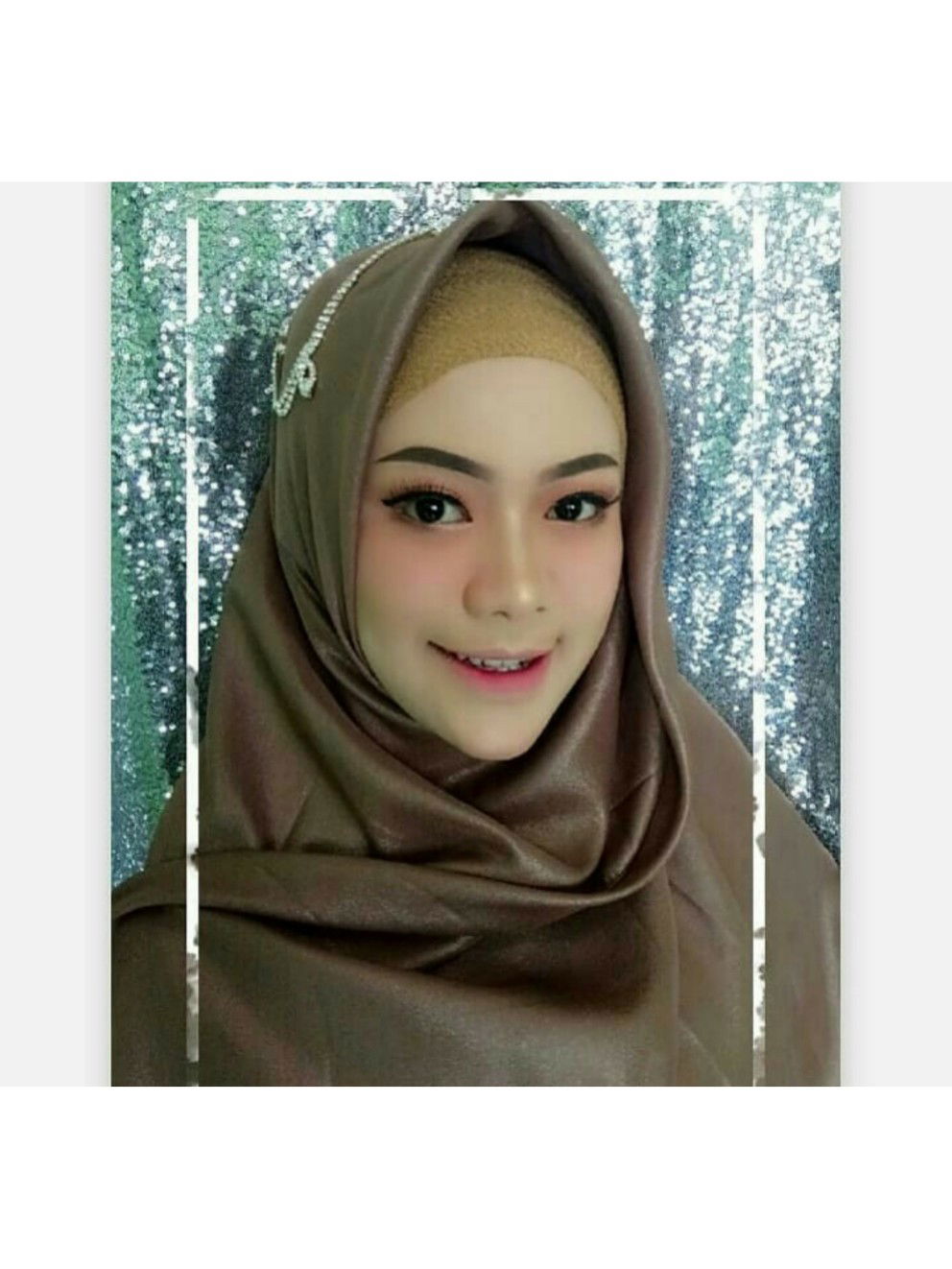 anggun permata dewi profile icon