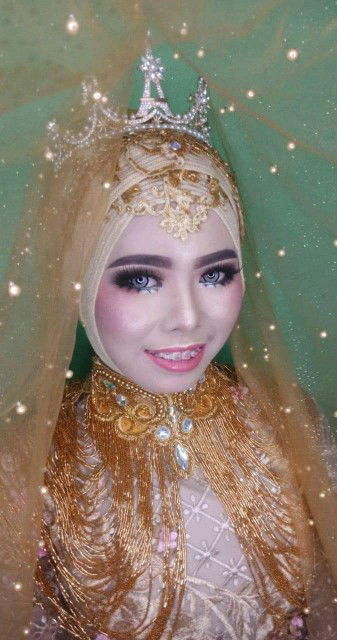 puji yuli purwanti profile icon