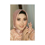 Monika gilda laras santi profile icon