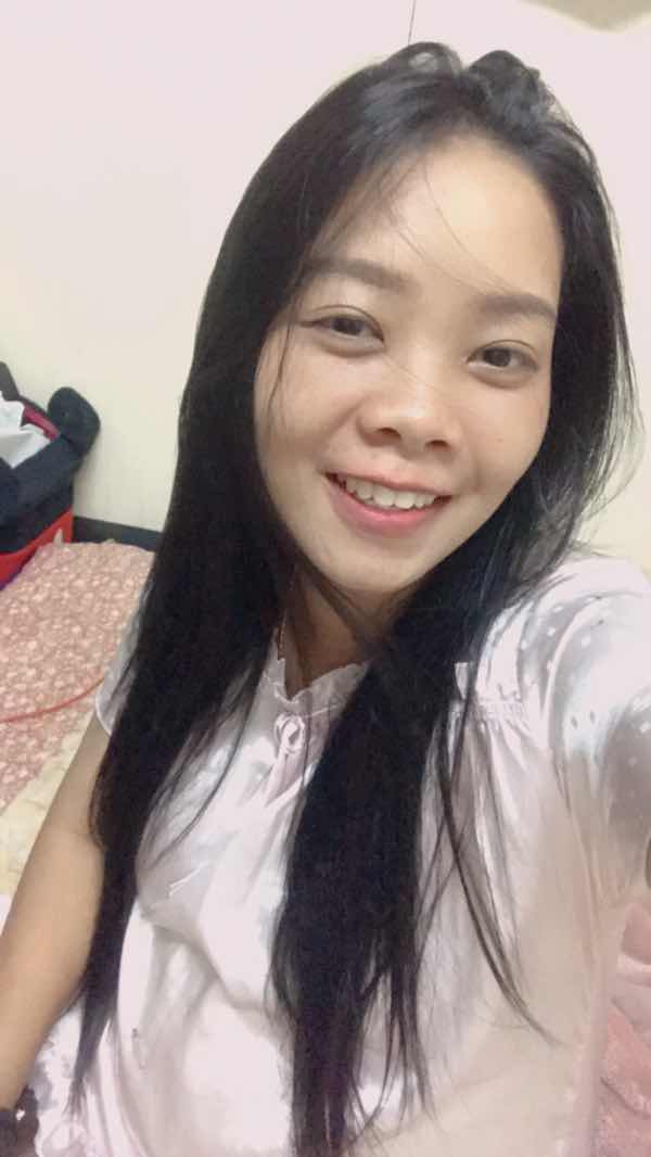 พลอย สโรชา profile icon