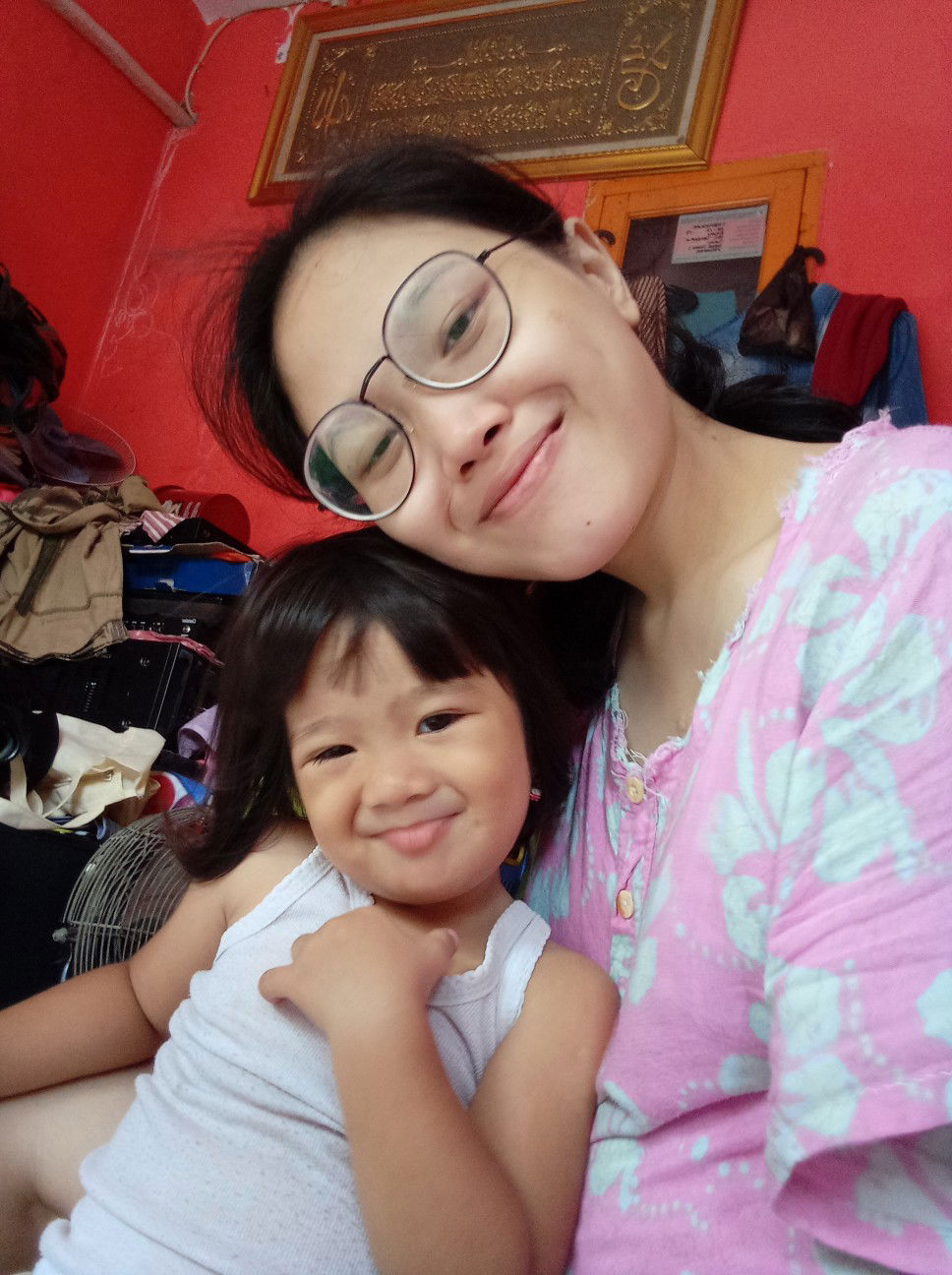 VIERLY MEILYDA profile icon