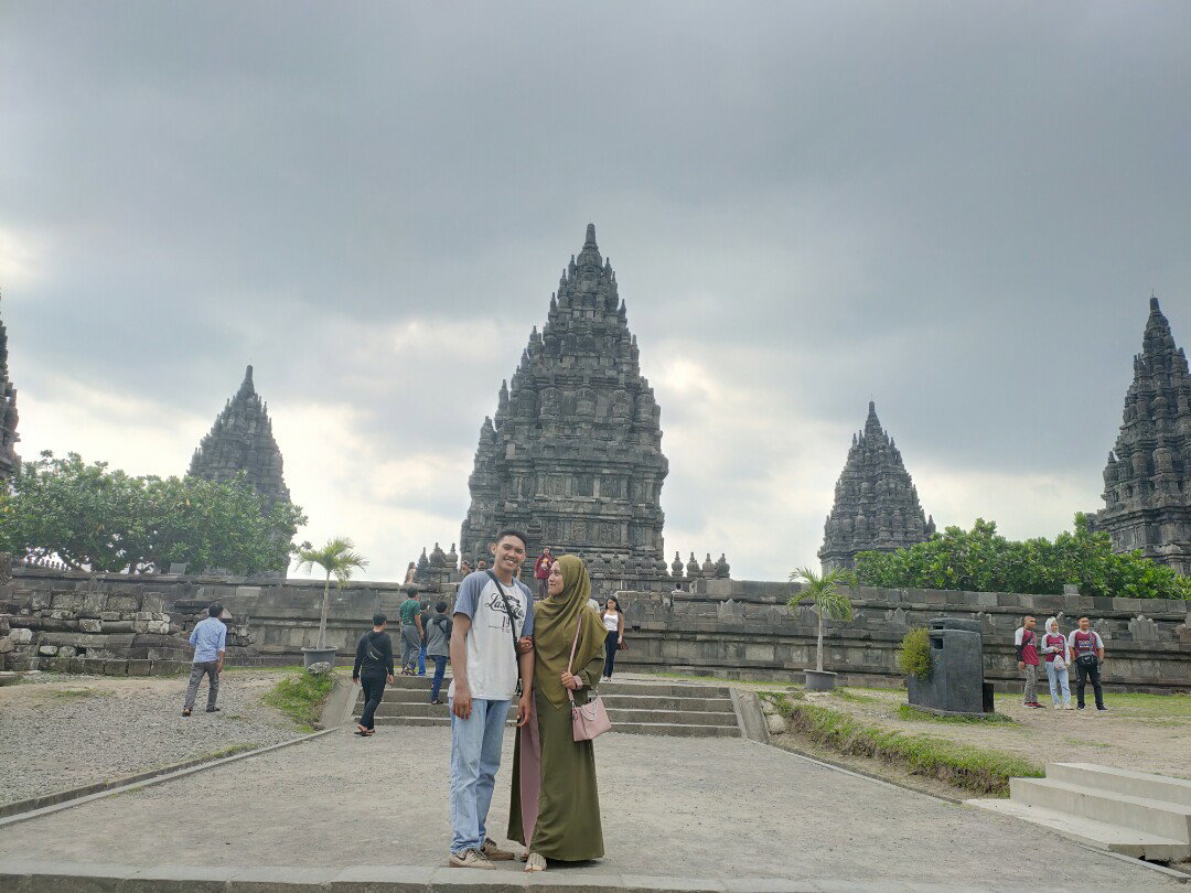 Rose Dwi Condro Wuri profile icon