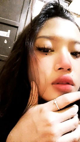 Dewi WN profile icon