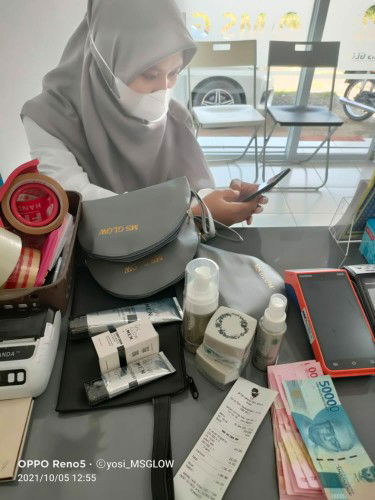 Intan Agustina profile icon