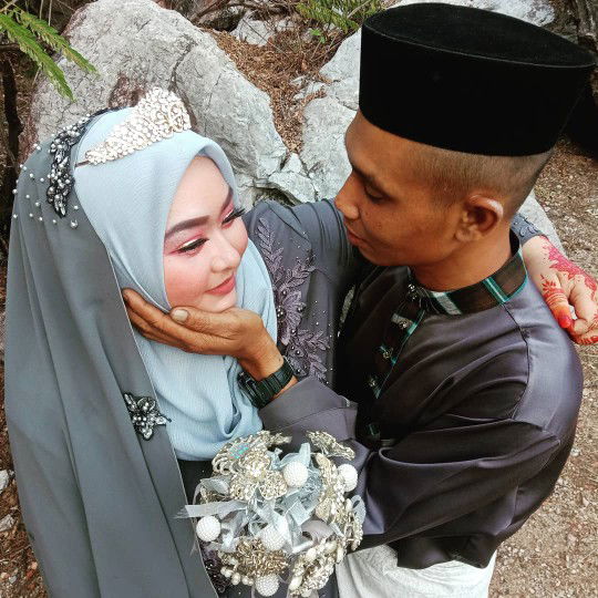 atieqah profile icon