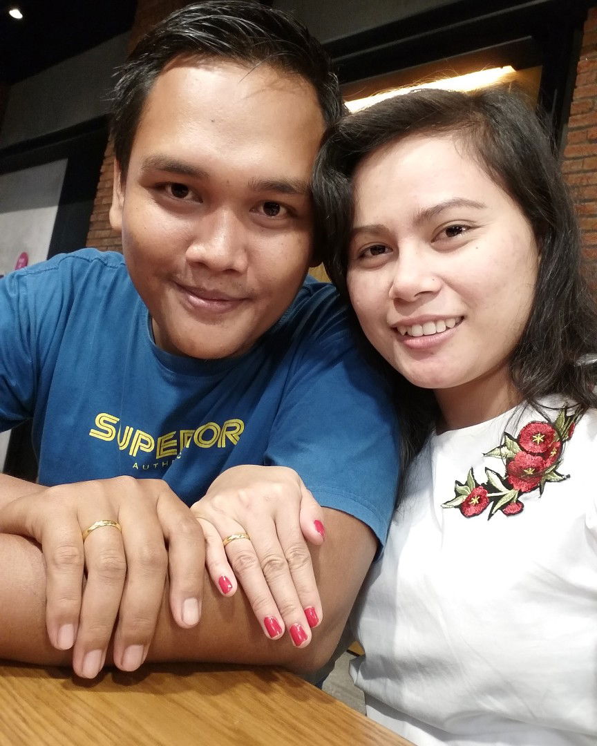 Esra Librawaty Sihombing profile icon