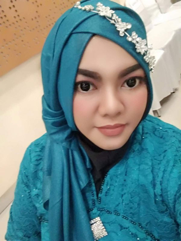 bunda nisa ahmad profile icon