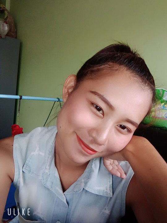 nichapha chanprasoert profile icon