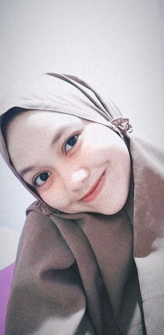 Rina Bktr profile icon