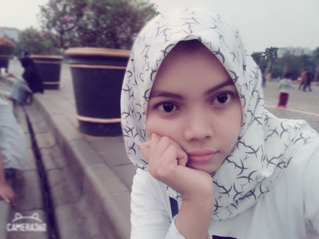 Prihatini profile icon