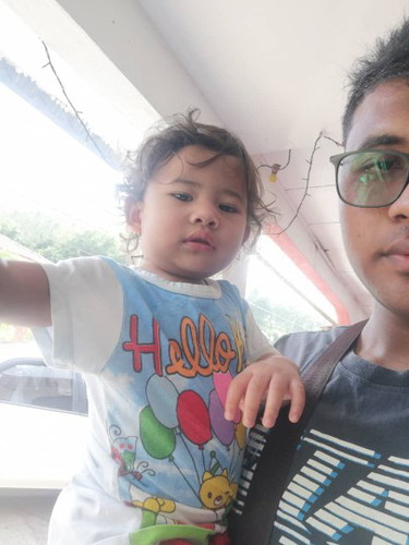 Dh Kne Masuk 32 3 Hari... Uri Kt Bwah... Hari Ni Dh Semiggu Dkt Wad... Raye Pon Kt Wad.. Allah... Rindu Kakak dgn Ayah