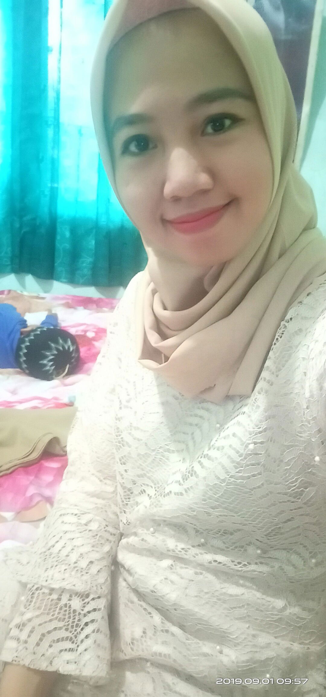 Dewi Ariyani profile icon