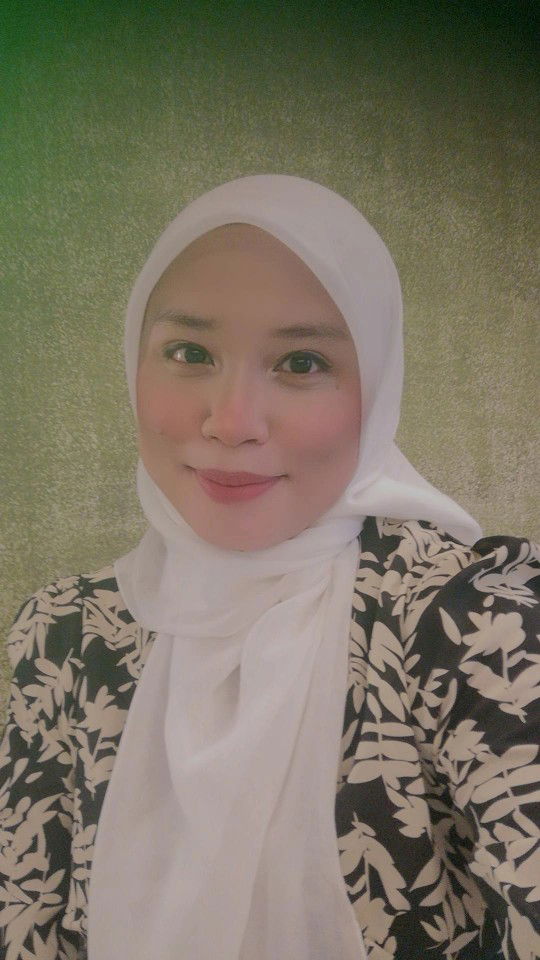 Ily Razak profile icon