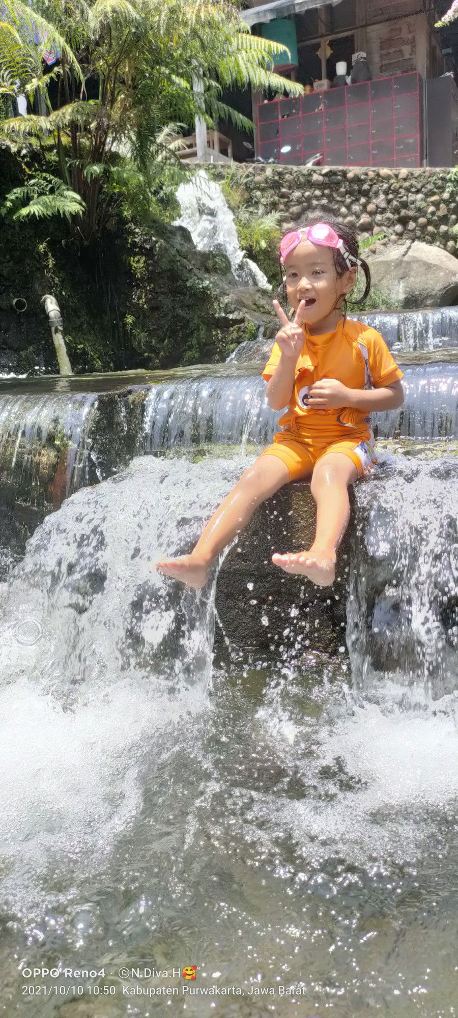 Lis Apriani profile icon