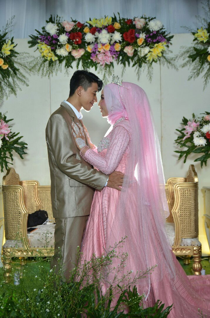 erna yuliana profile icon