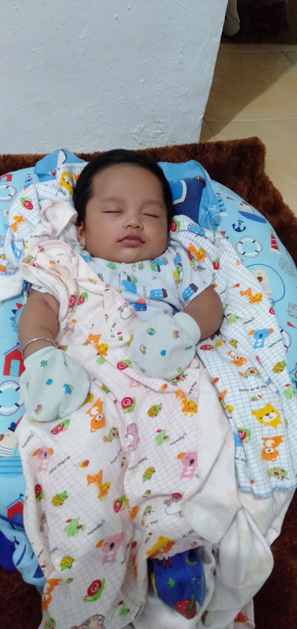 apakah anak umur 3 bulan lebih sering tidur