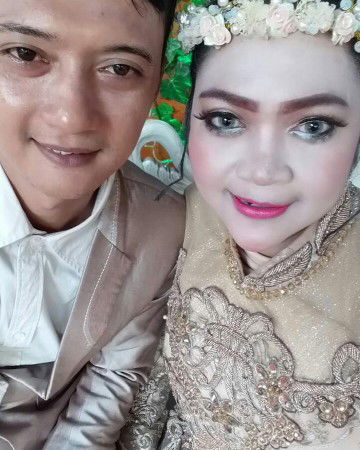 Christi Metia Sundari profile icon