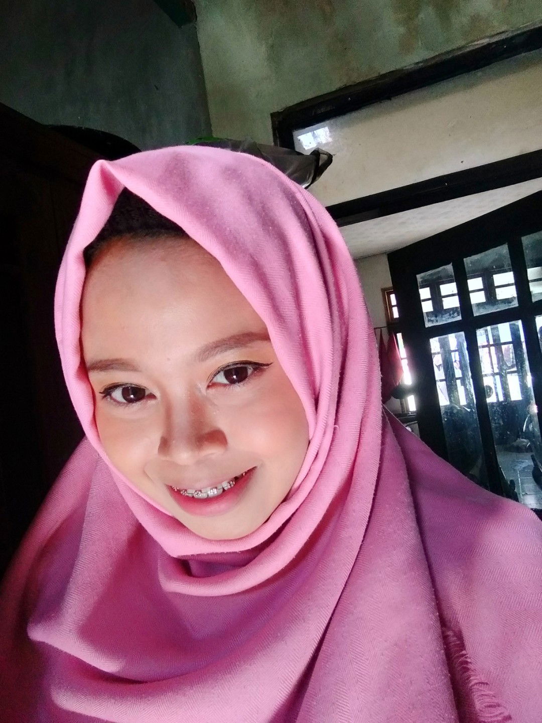 rifa silvia profile icon