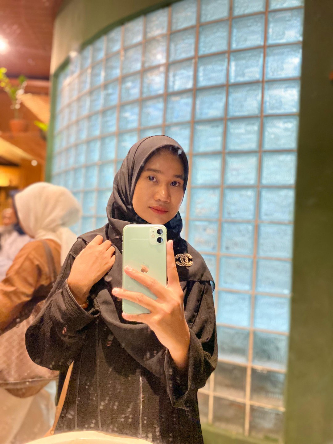 Luftia Vanessa Murina profile icon