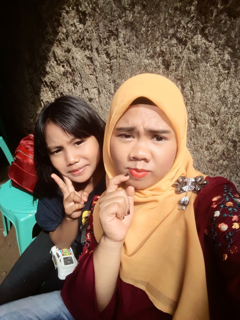 Yuni Raininur profile icon