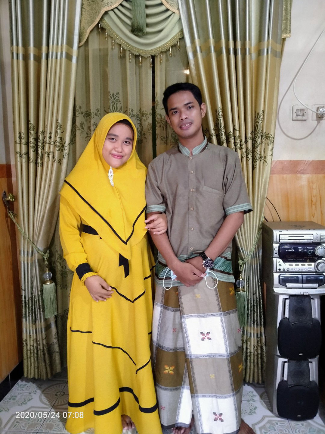 Hanum Ardhia Cahyani profile icon