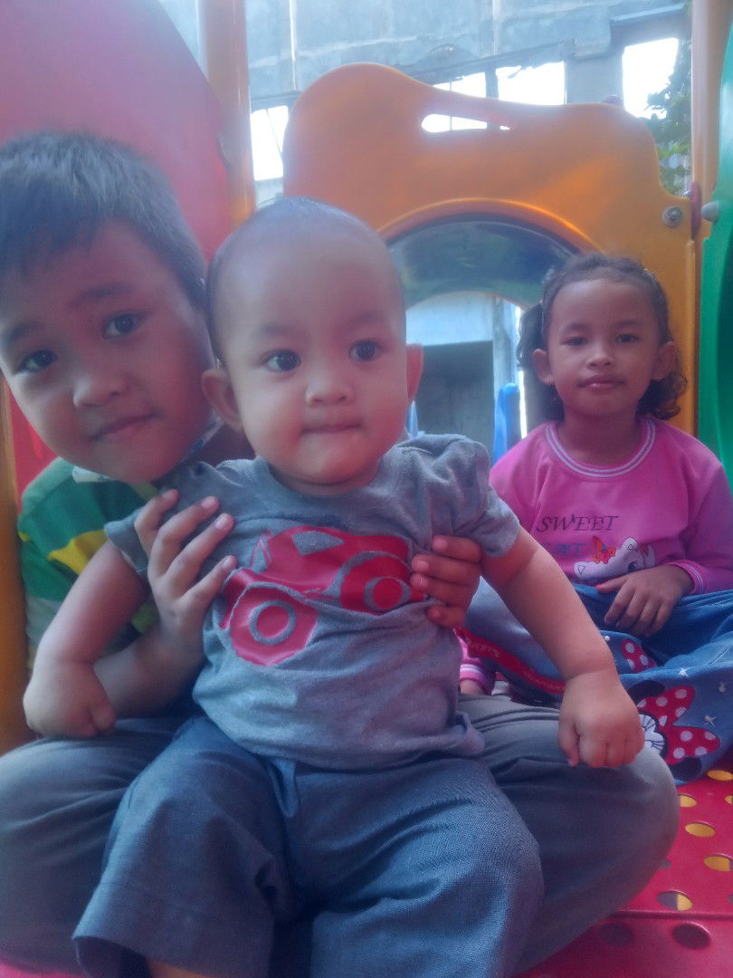 Rini Ade Aprilia profile icon