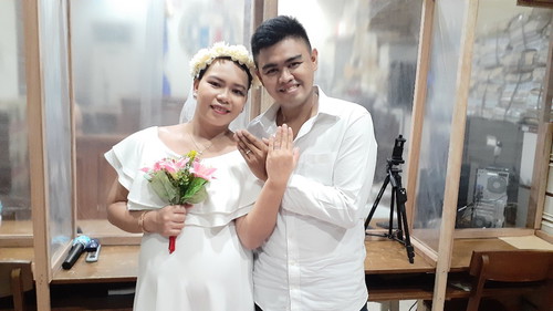 Flex ko lang, Yours truly; The Newly weds...