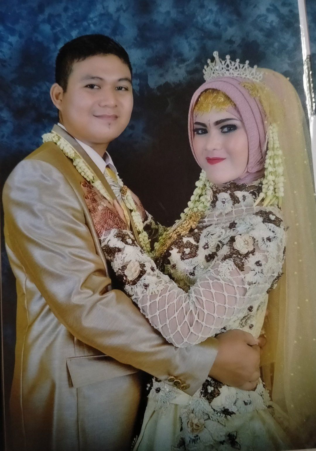 Ainun Santoso profile icon