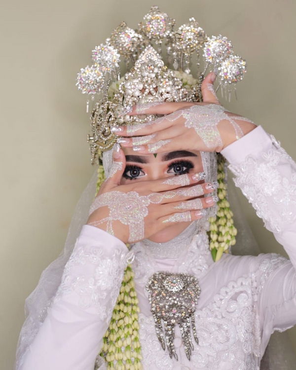 fefi sopiah profile icon