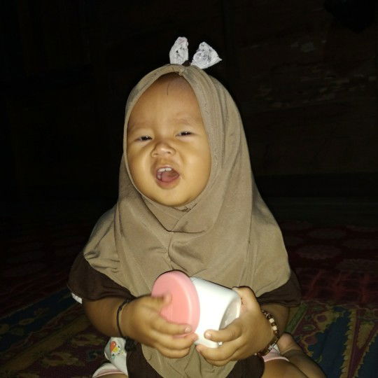 Ravania Aprily Putri Kamilah profile icon