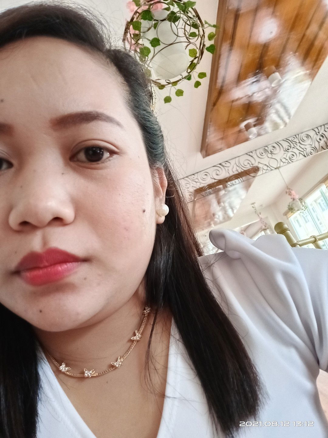 Edlyn Roxas profile icon