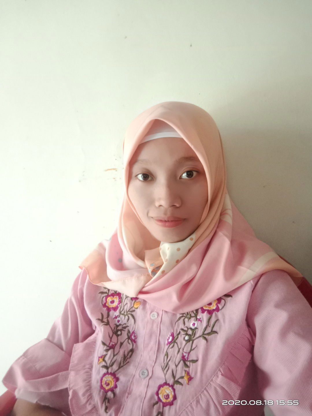 Tri mulyaningsih profile icon