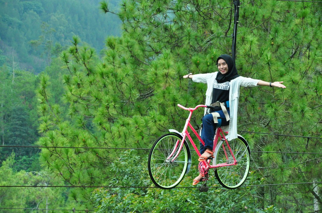 Nur Zaswani profile icon