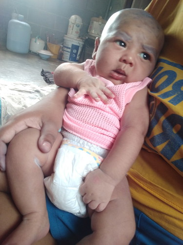 เด็กหนึ่งเดือนเเล้ว