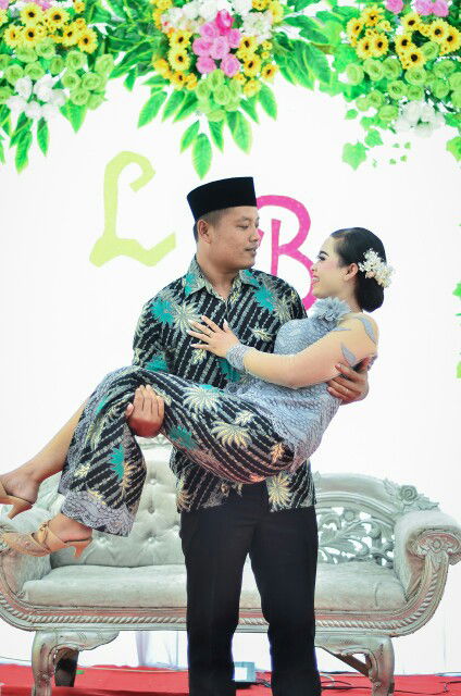 laela nur utami profile icon