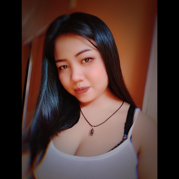 Aum Chompoo profile icon