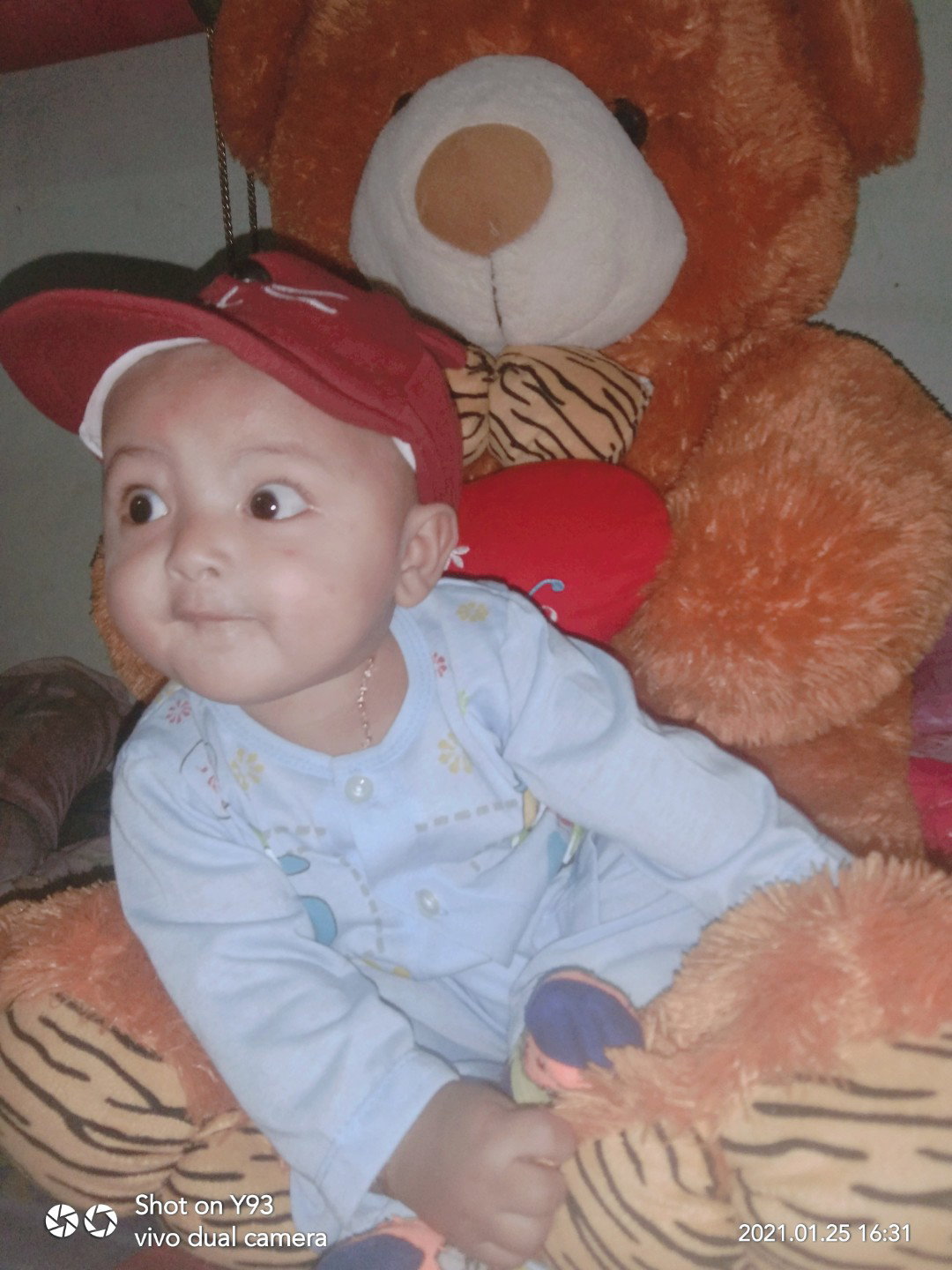 Triya Ayu Dwi L profile icon