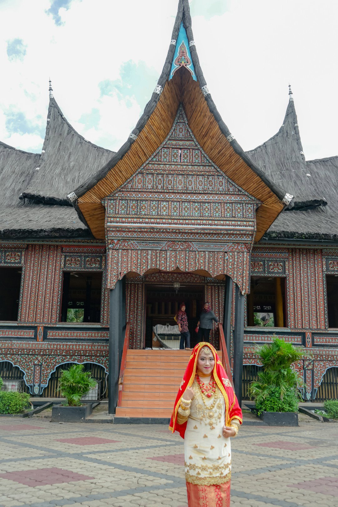 yoferina efendi profile icon