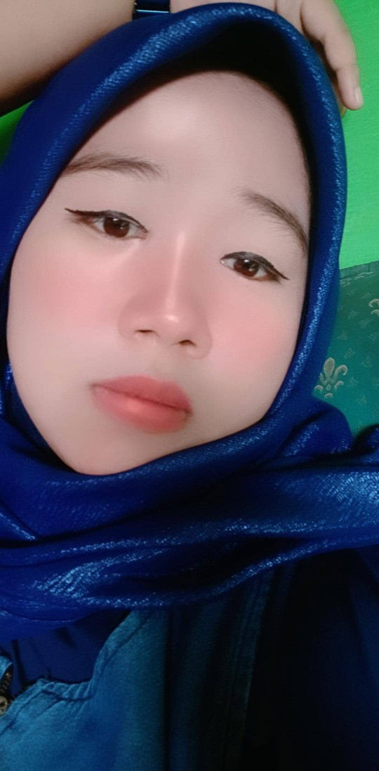 Reni Indriyanti profile icon