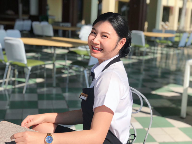 Poppy Sirinan profile icon