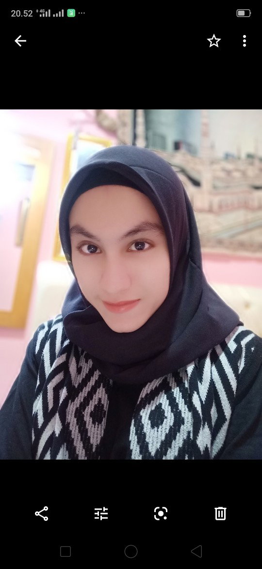 fahira iva nadia profile icon