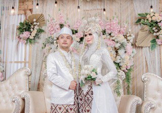 Ayu Fitriani profile icon